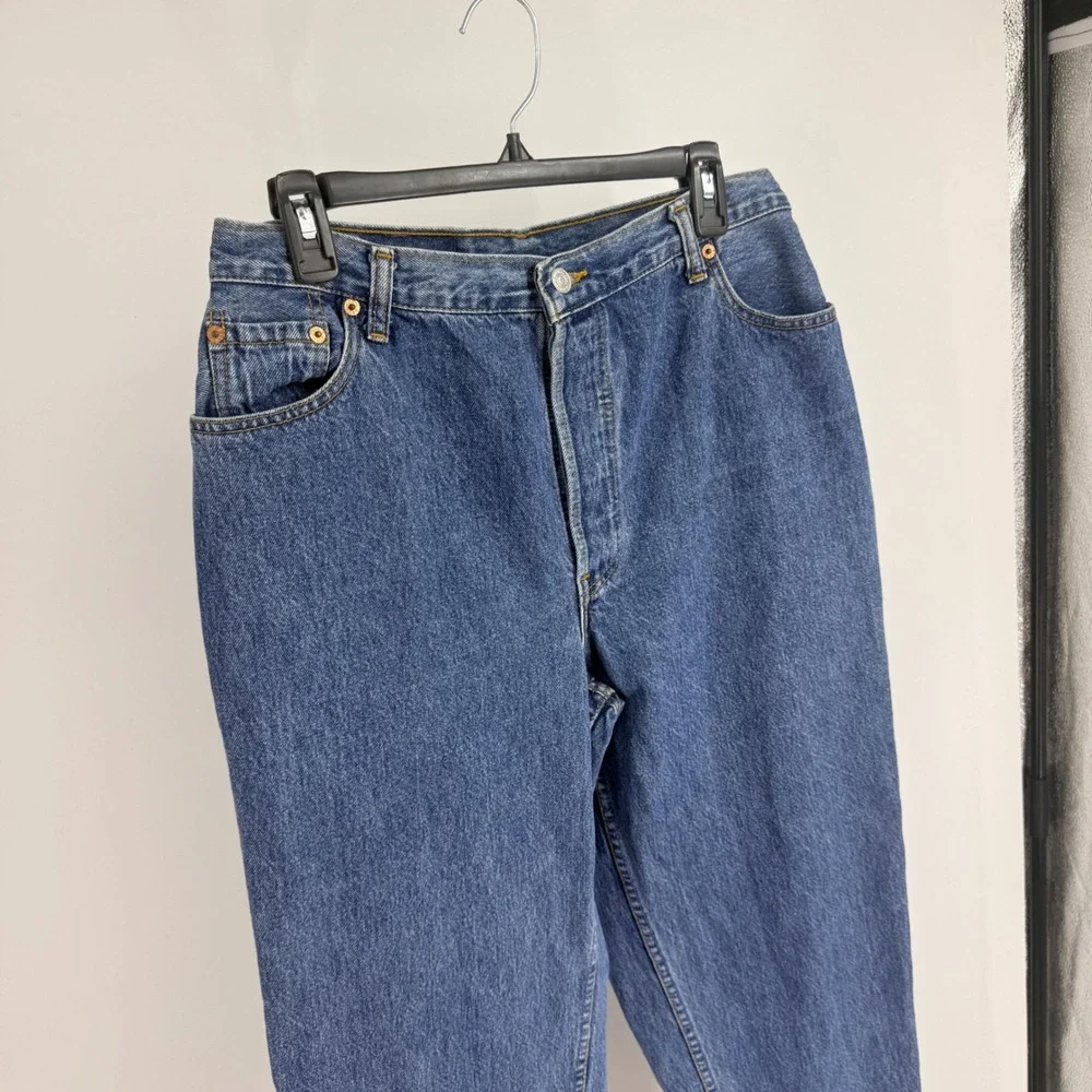 Vintage Levis 501 Jeans 34x32 Medium Wash Straight Leg Button Fly Made in USA